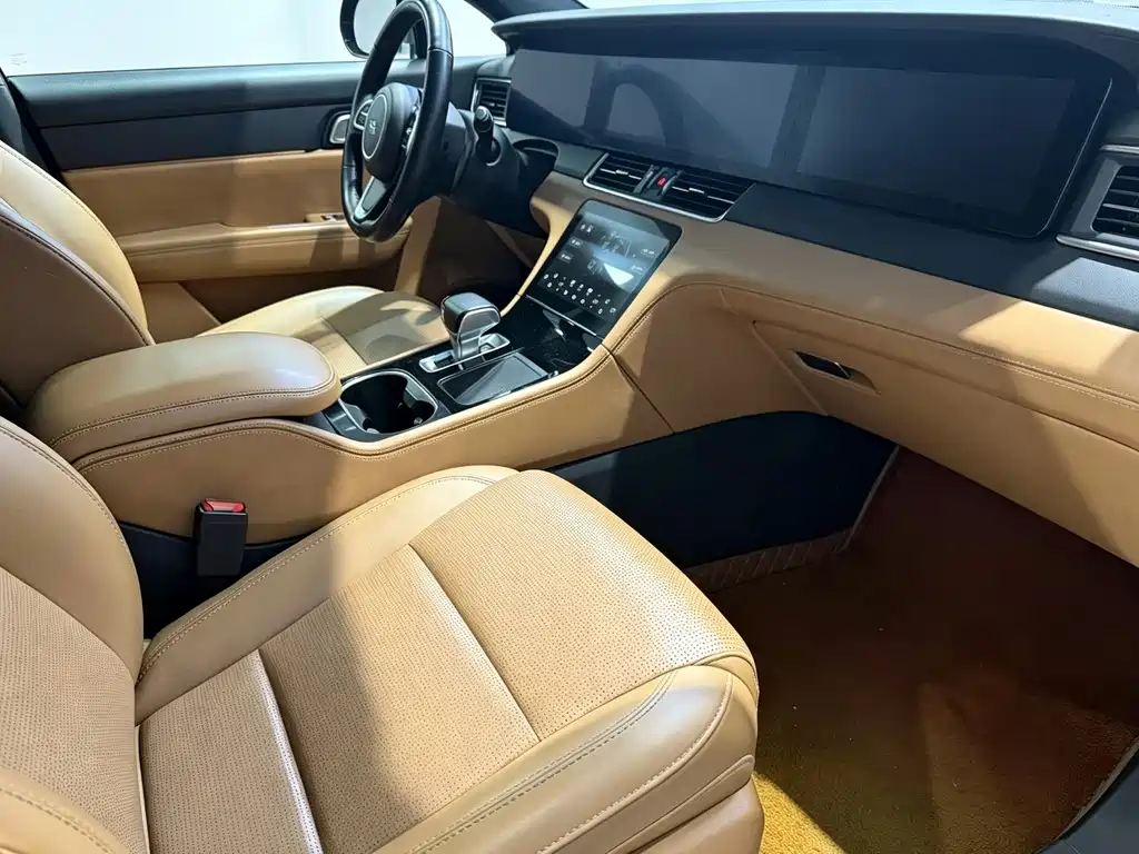 Li Auto Li ONE — миниатюра 10