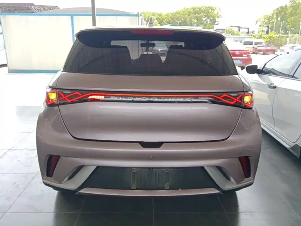 BYD Dolphin — миниатюра 6