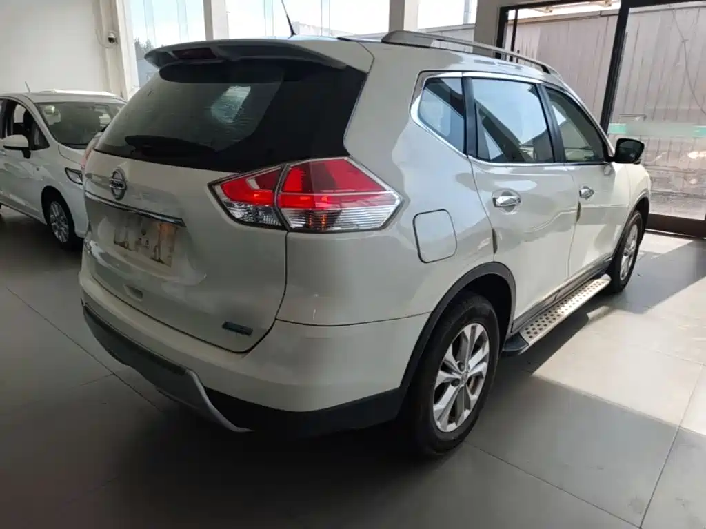 Nissan X-Trail — миниатюра 7