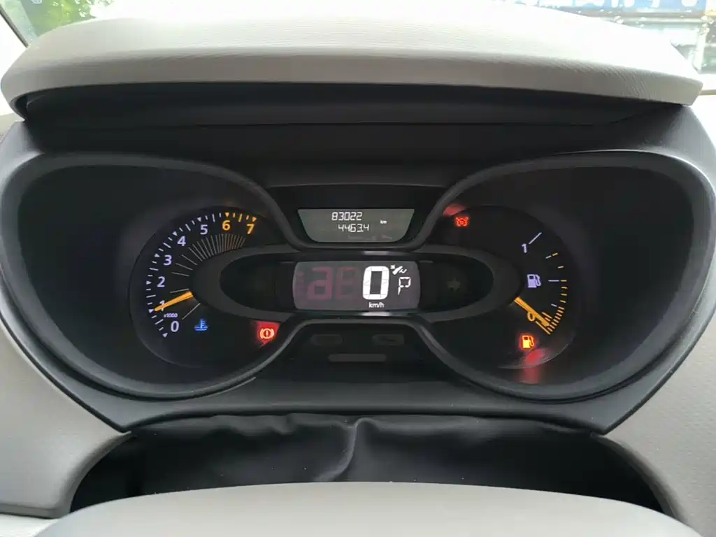 Renault Captur — миниатюра 12