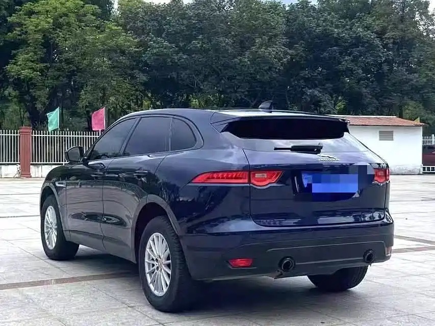 Jaguar F-PACE — миниатюра 5