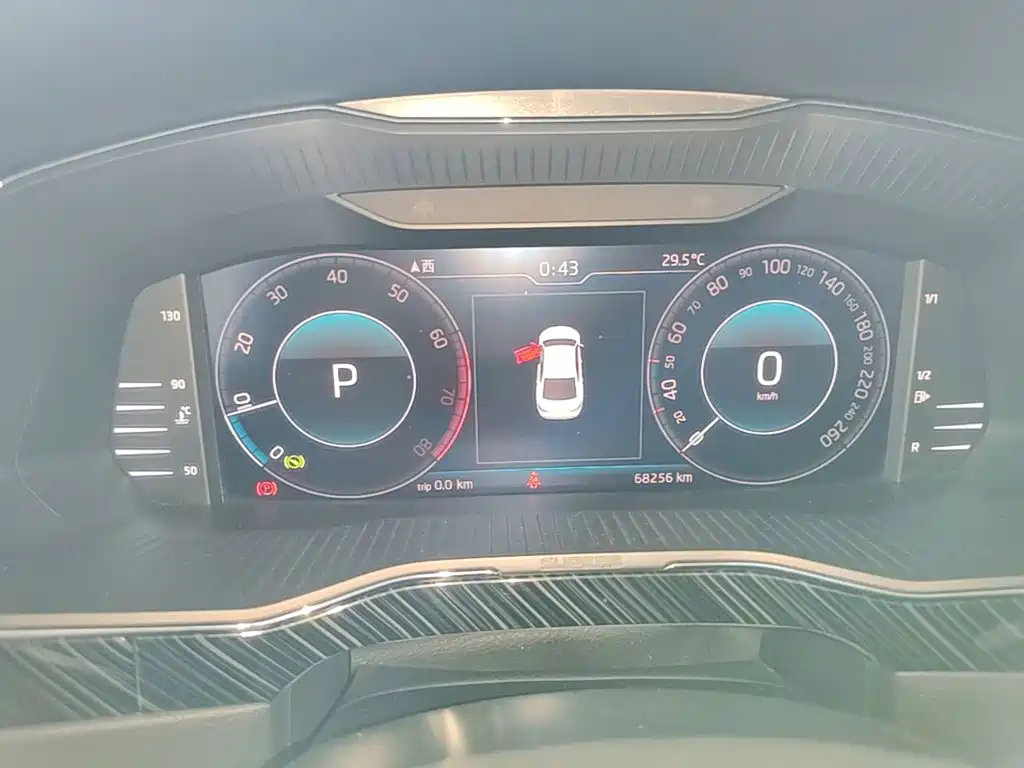 Skoda Superb — миниатюра 12