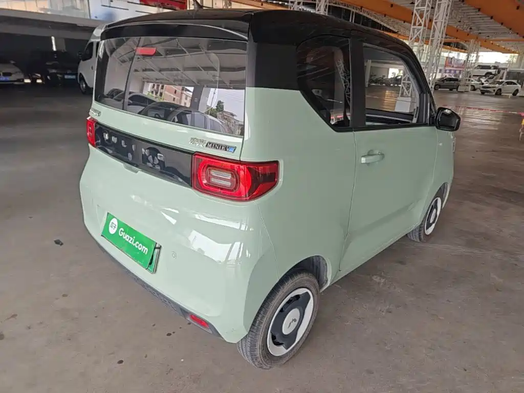 Wuling MINIEV — миниатюра 7