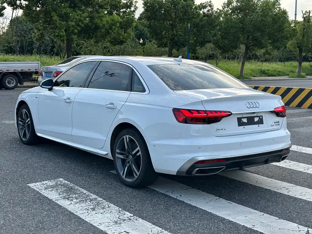 Audi A4L — миниатюра 7