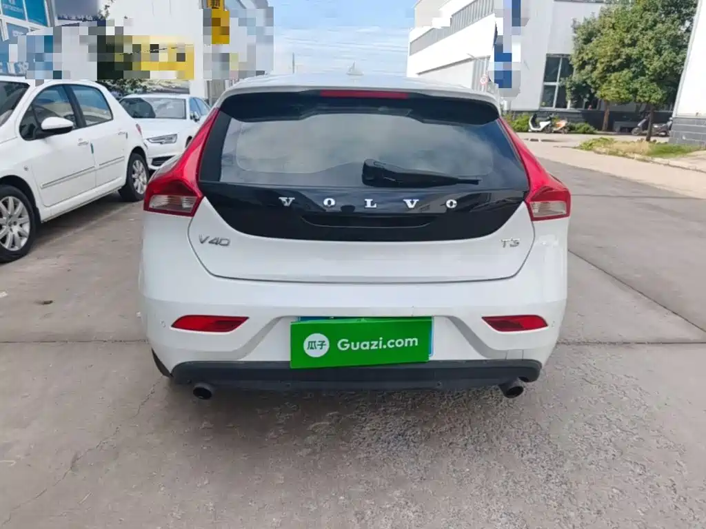 Volvo V40 — миниатюра 6
