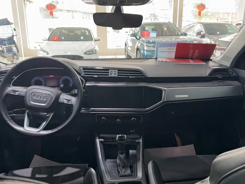 Audi Q3 — миниатюра 4