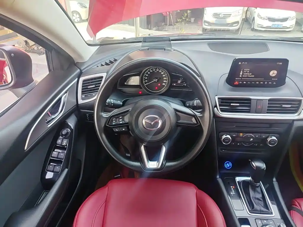 Mazda 3 Axela — миниатюра 11