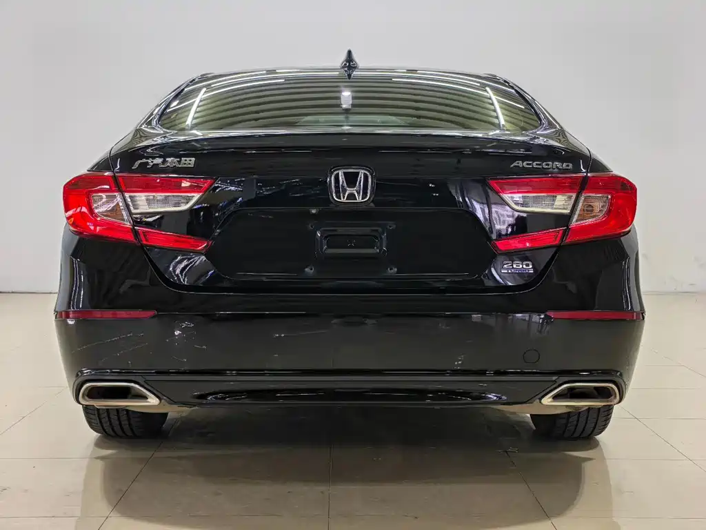 Honda Accord — миниатюра 8