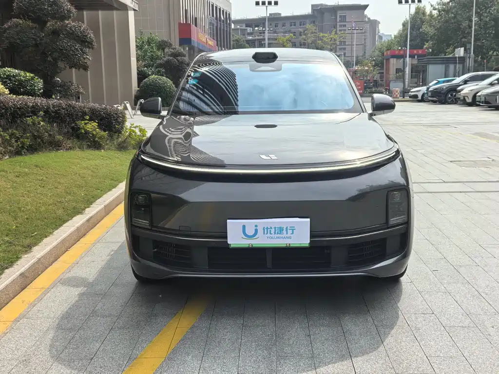 Li Auto Li L9 — миниатюра 2