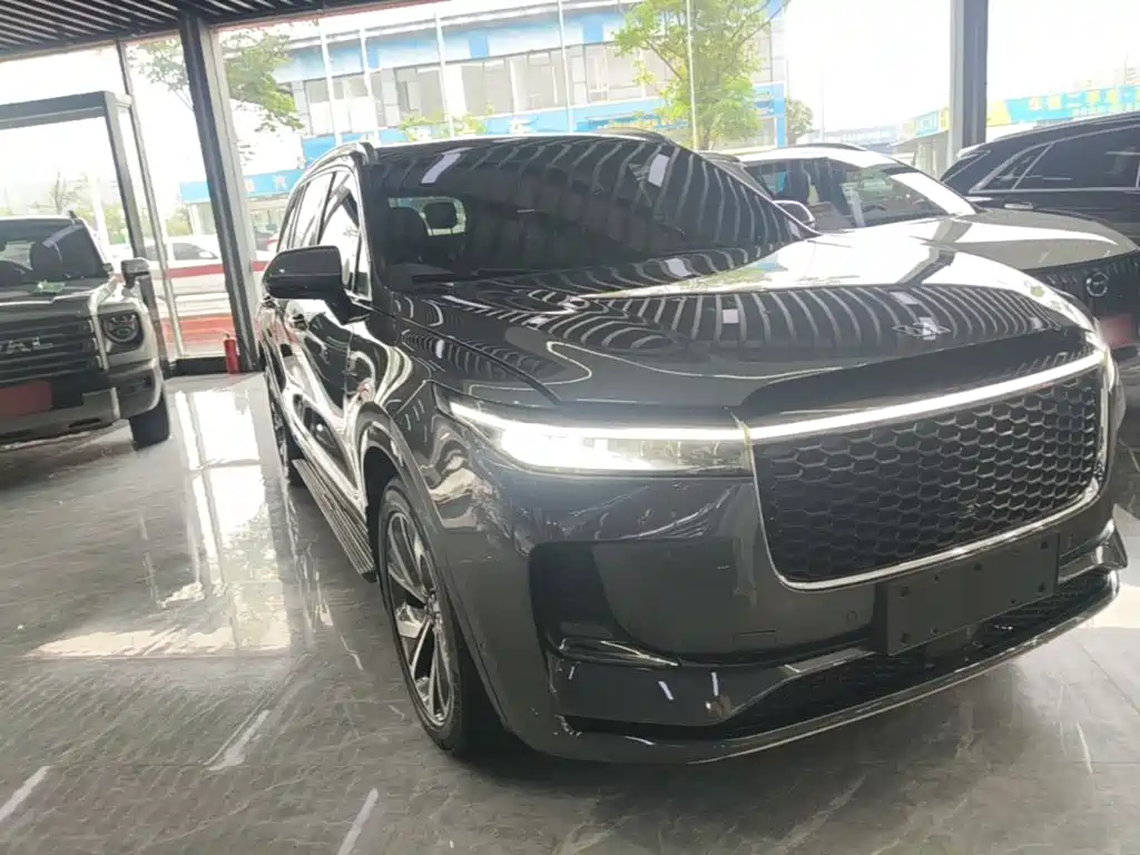 Li Auto Li ONE — миниатюра 4