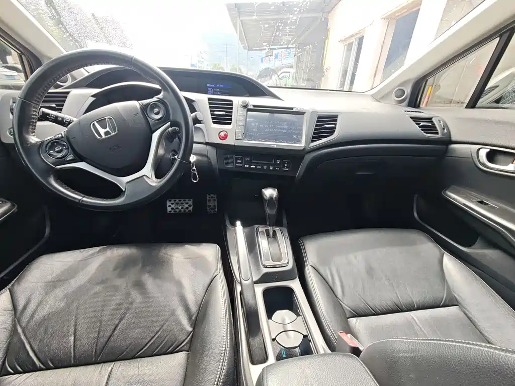 Honda Civic — миниатюра 11