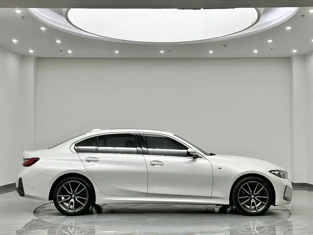 BMW 3 Series — миниатюра 5