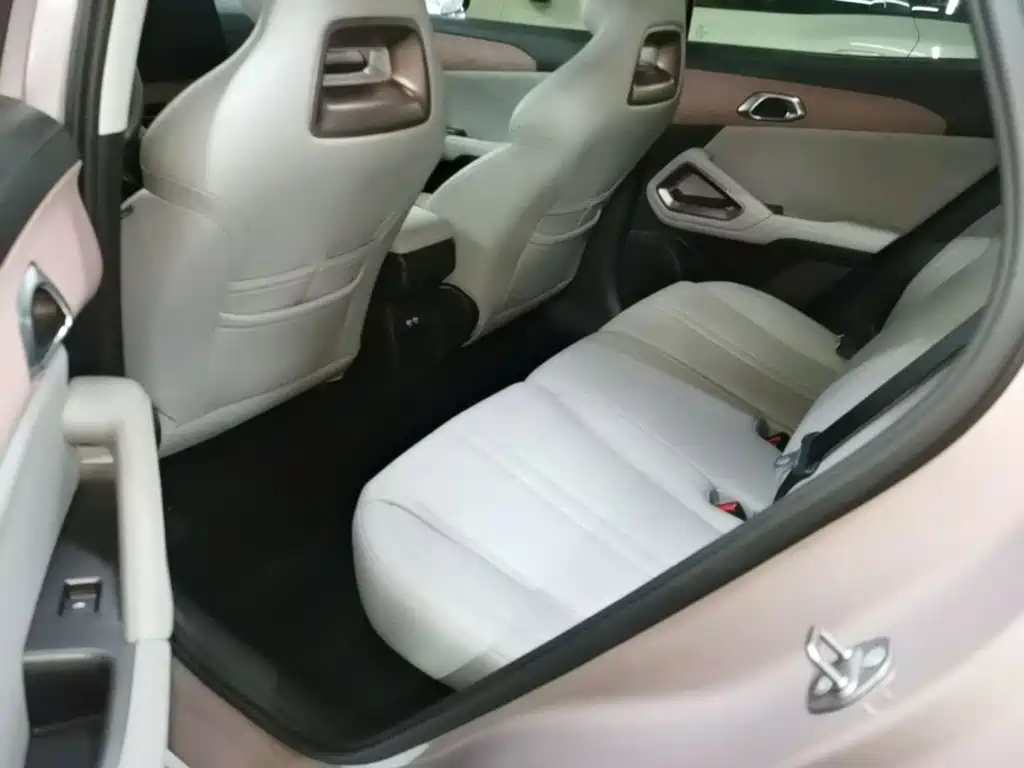 BYD Yuan UP — миниатюра 17