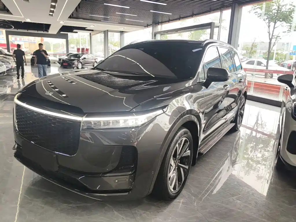 Li Auto Li ONE — миниатюра 2