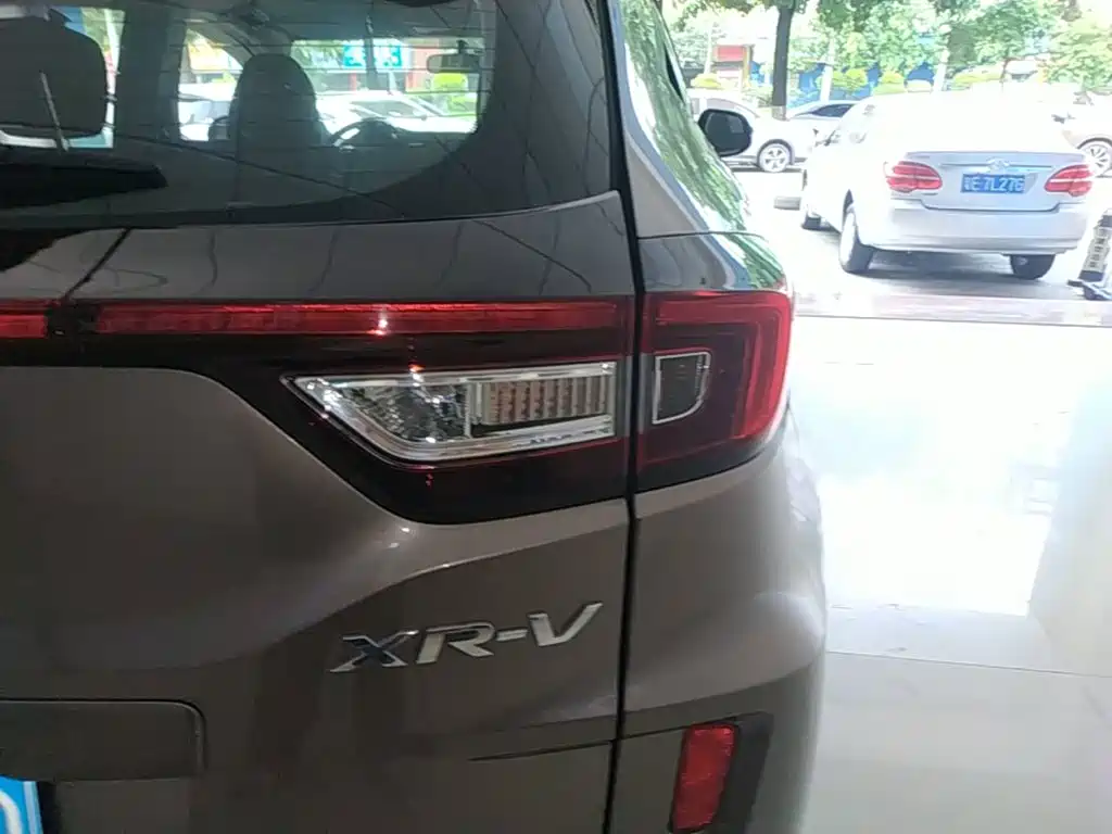 Honda XR-V — миниатюра 8