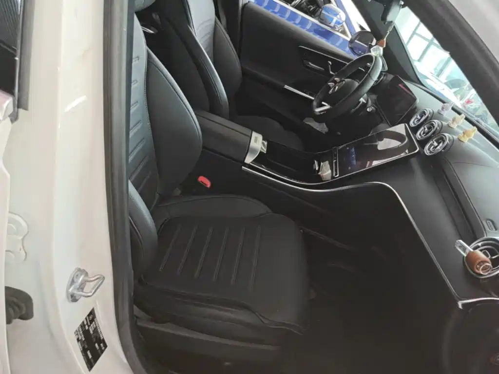 Mercedes-Benz C-Class — миниатюра 25