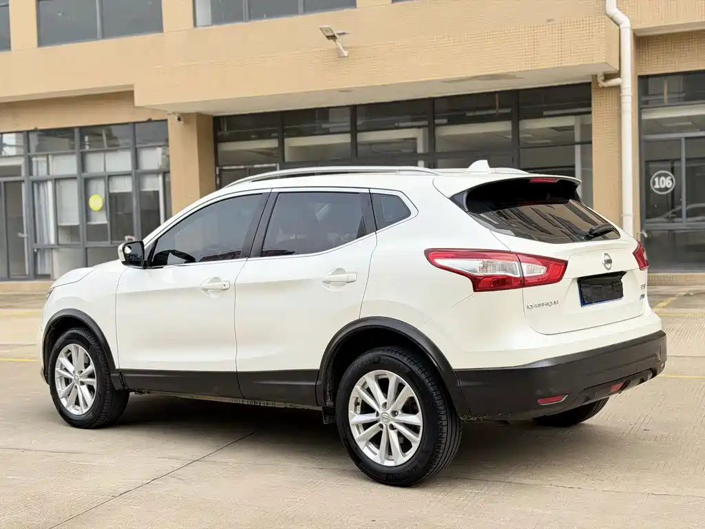 Nissan Qashqai — миниатюра 4