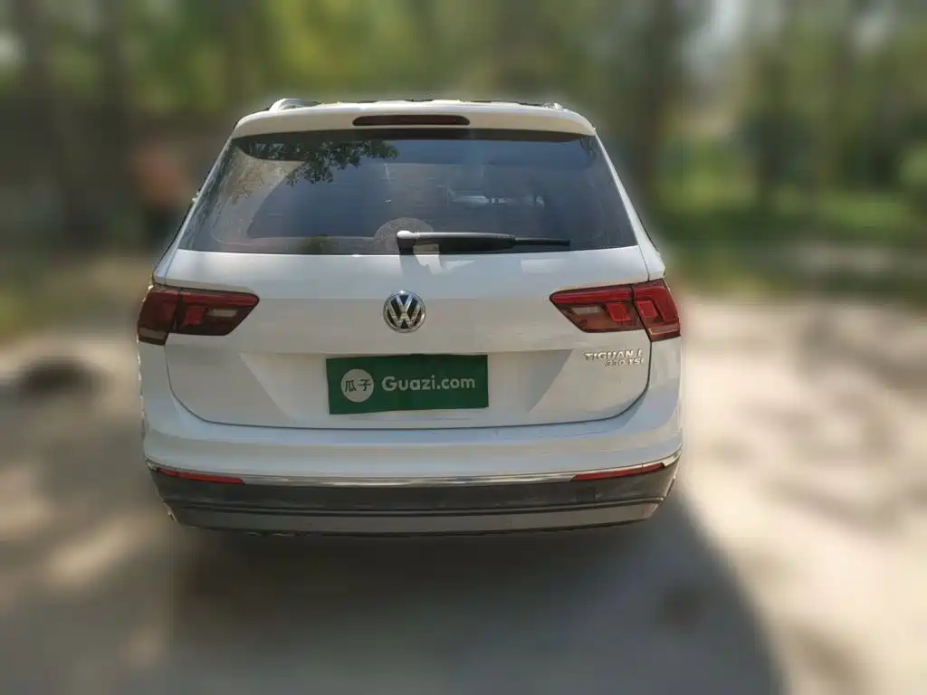 Volkswagen Tiguan L — миниатюра 3