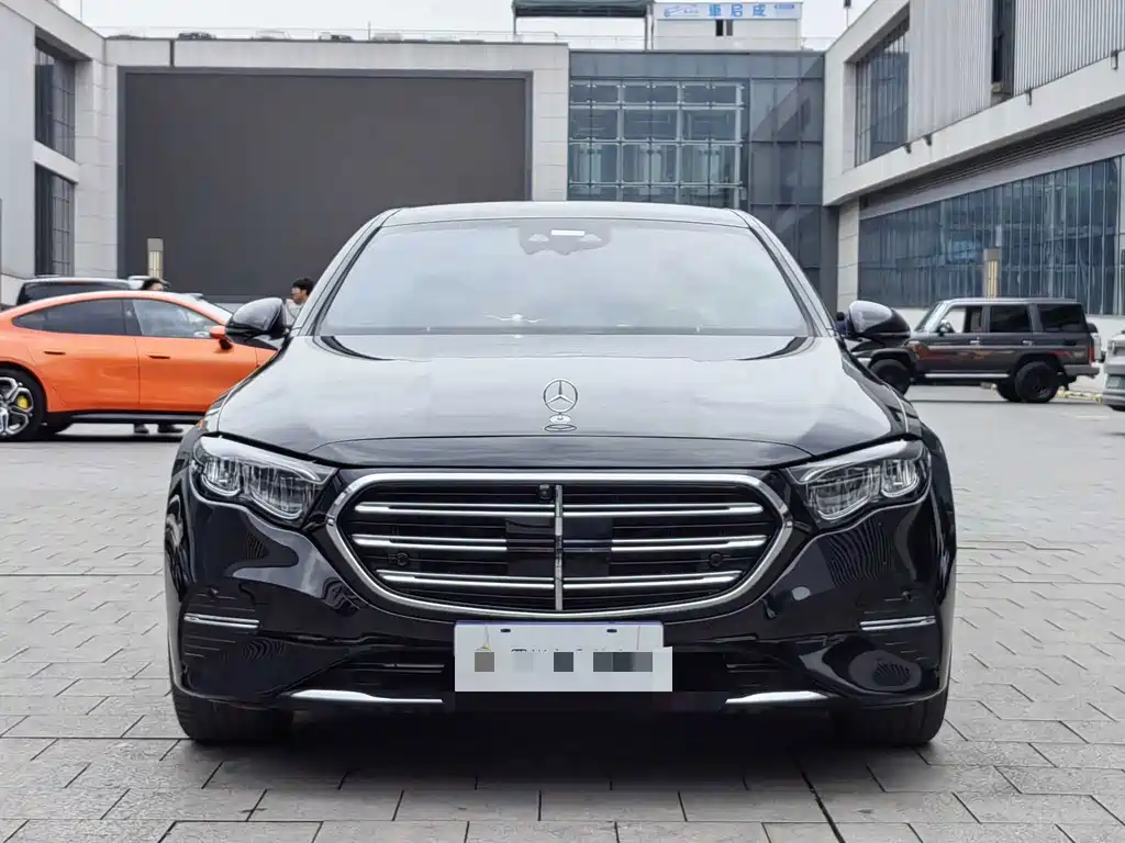 Mercedes-Benz E-Class E 2024 E 300 L Luxury