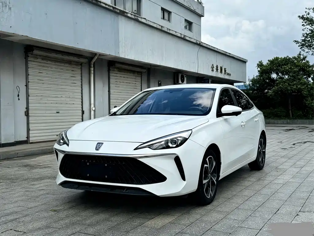 Roewe i5