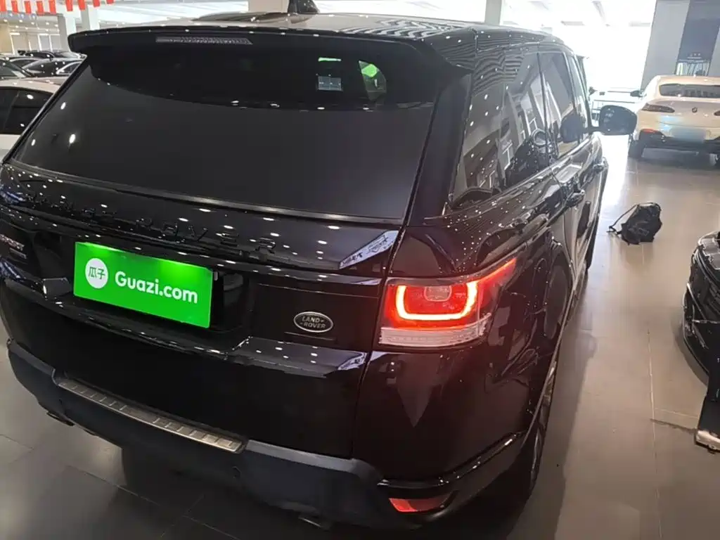 Land Rover Sport — миниатюра 7