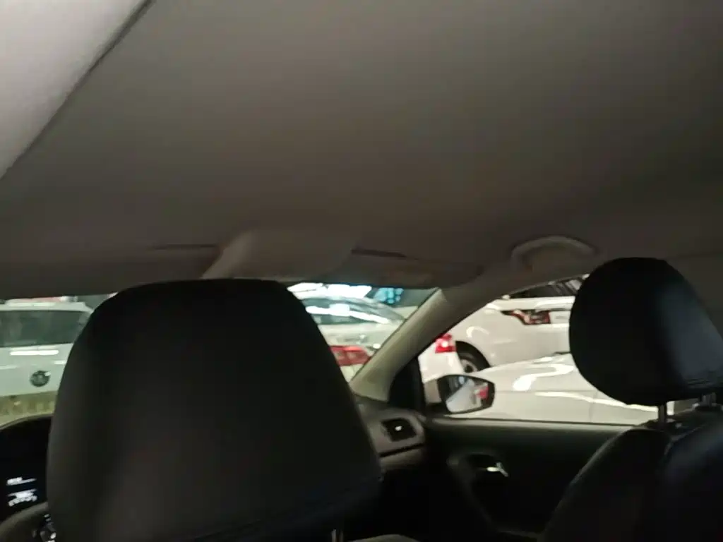 Volkswagen Polo — миниатюра 18
