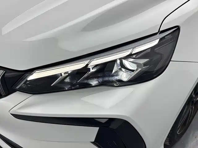 Geely Binrui — миниатюра 16
