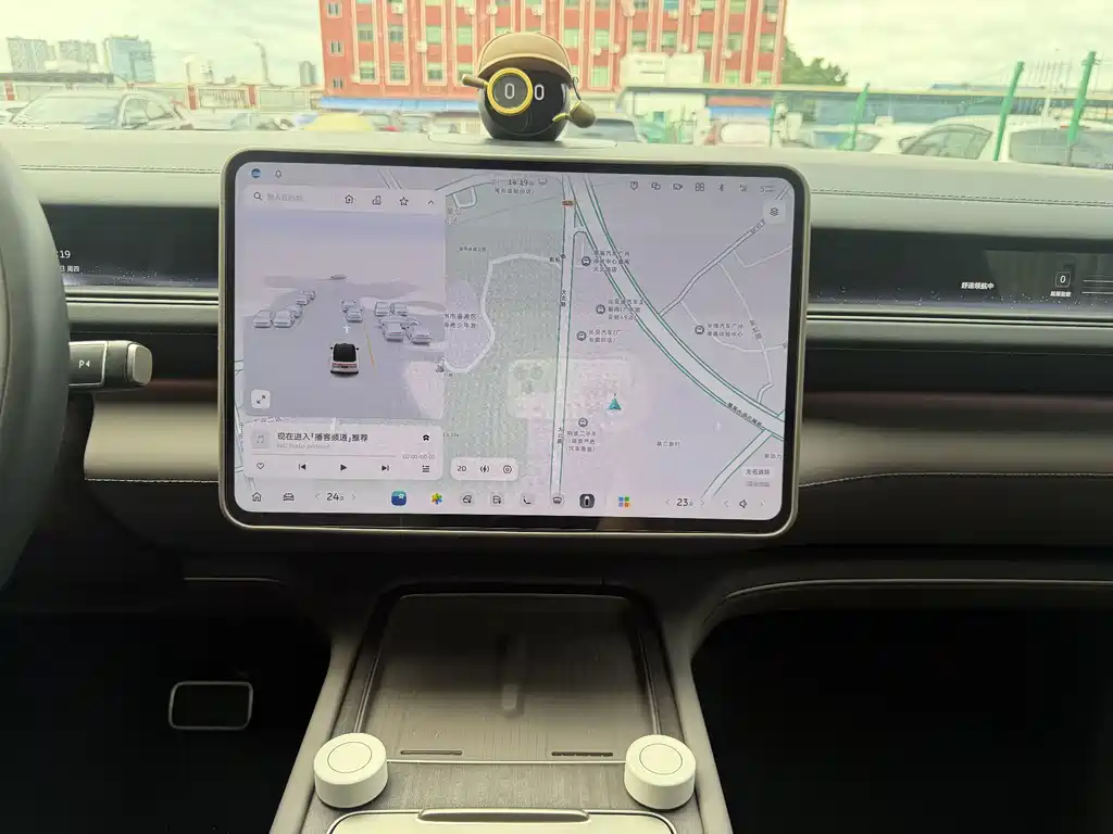 NIO ES8 — миниатюра 9