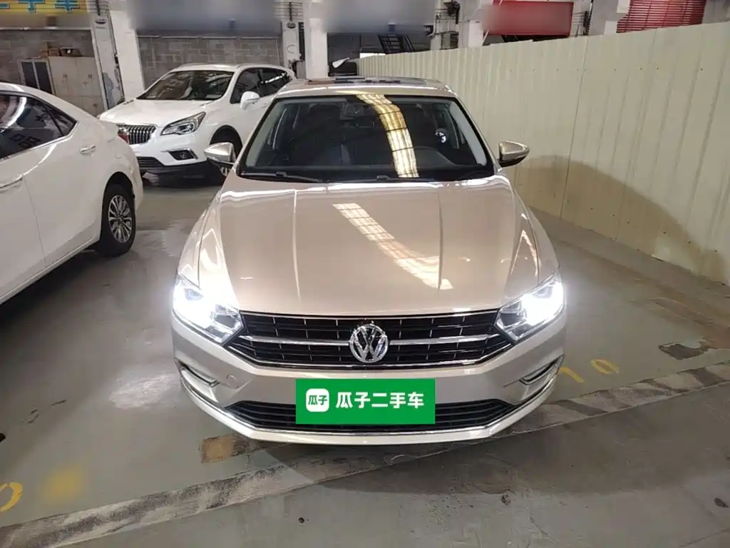 Volkswagen Bora — миниатюра 3