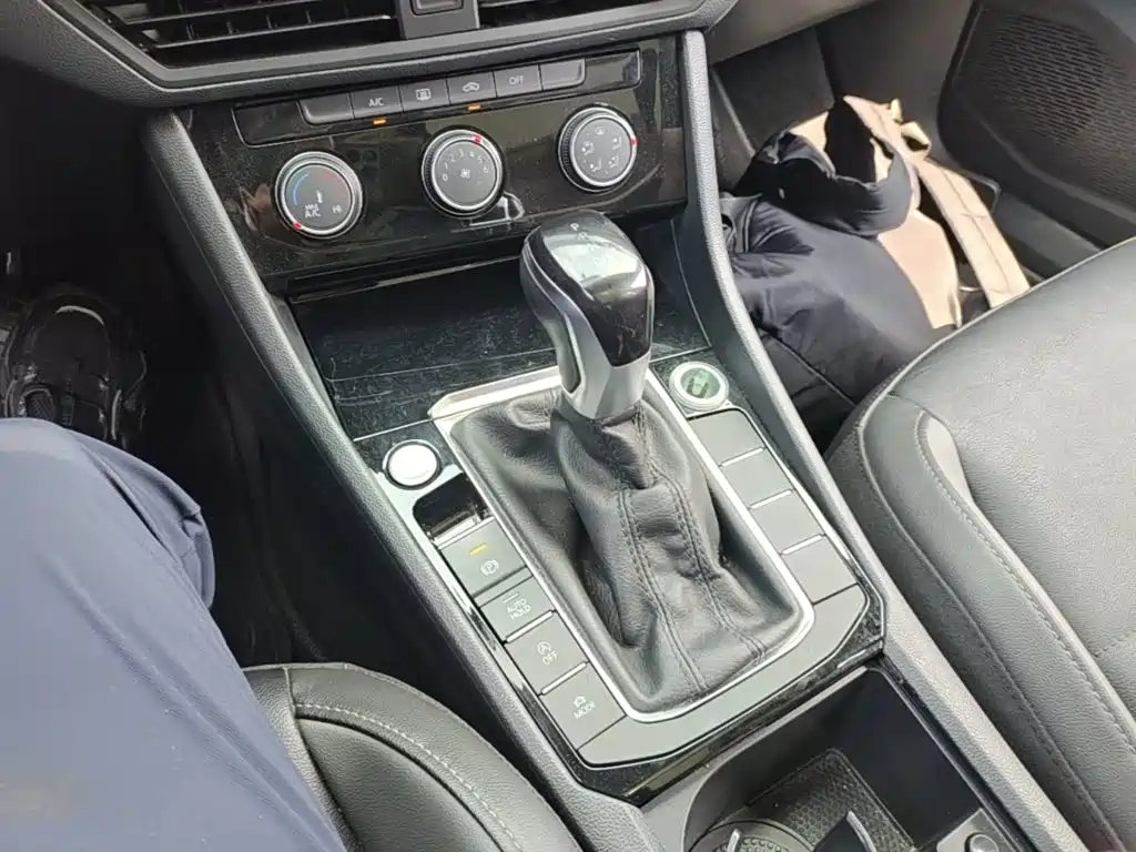 Volkswagen Sagitar — миниатюра 14
