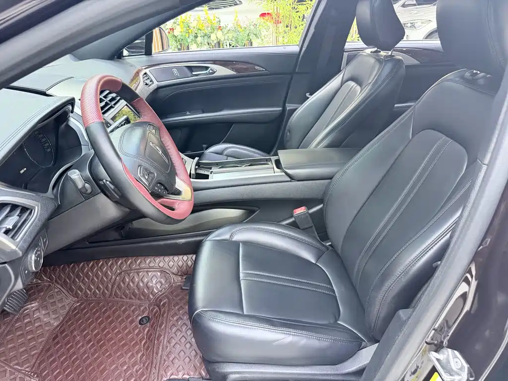 Lincoln MKZ — миниатюра 15