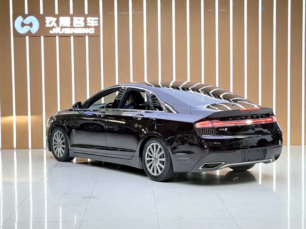 Lincoln MKZ — миниатюра 16