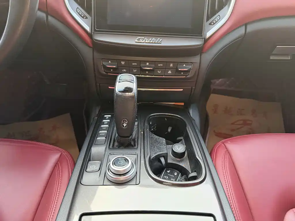 Maserati Ghibli — миниатюра 13