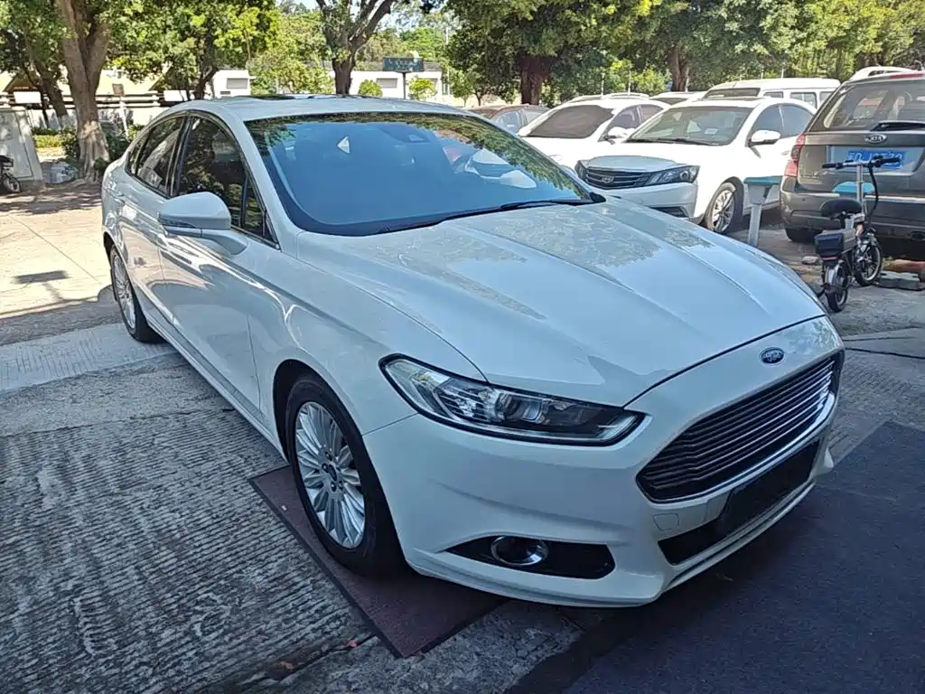 Ford Mondeo — миниатюра 4