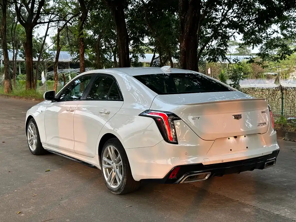 Cadillac CT4 — миниатюра 17