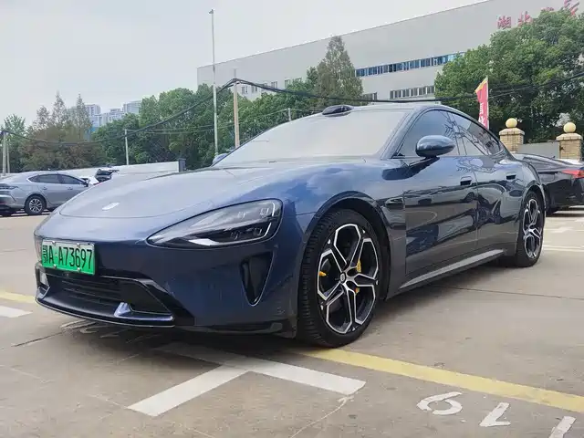 XIAOMI CAR XIAOMI SU7 2024