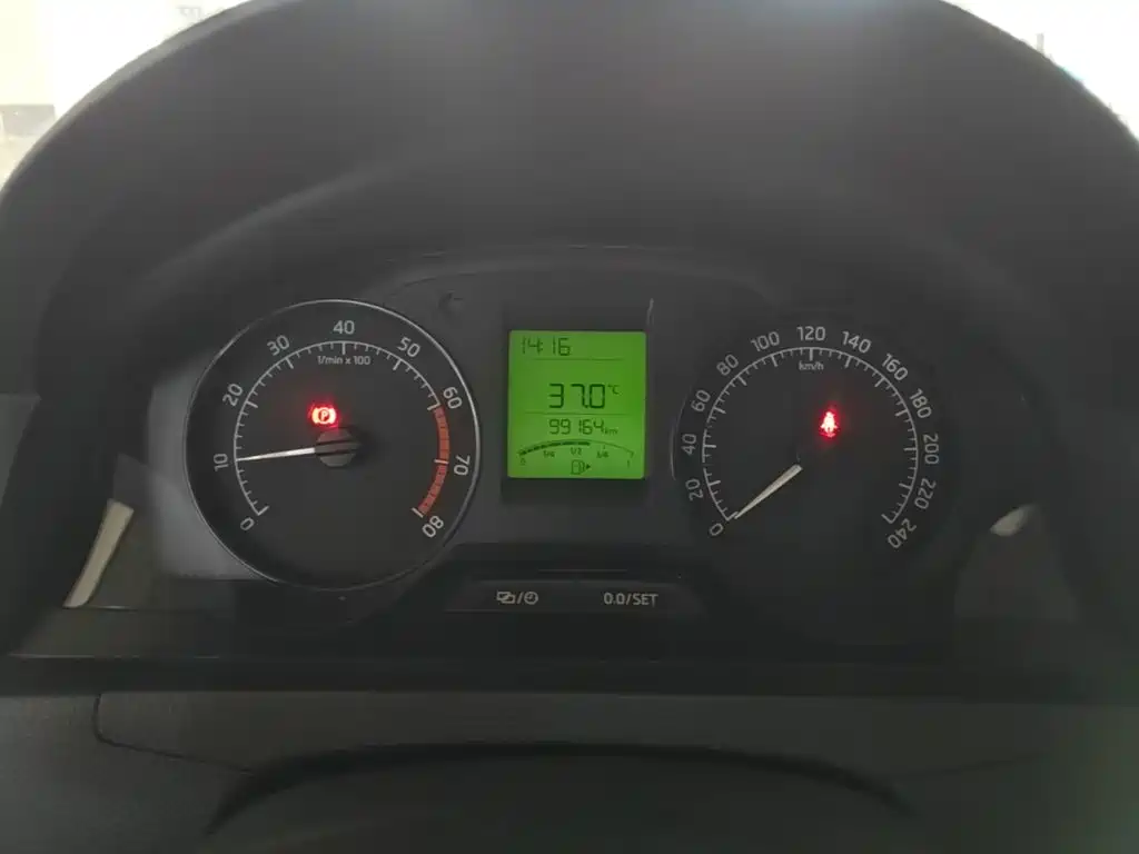 Skoda Rapid — миниатюра 12