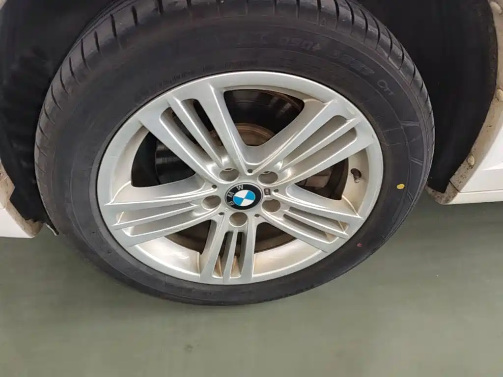 BMW X4 — миниатюра 23