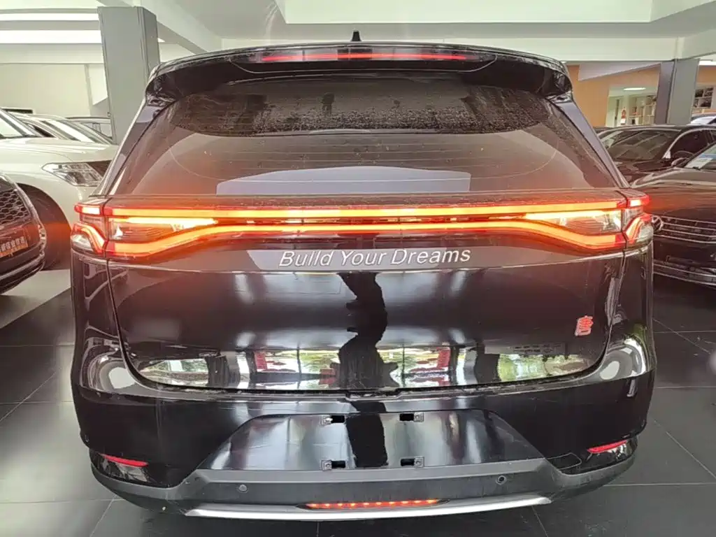 BYD Tang — миниатюра 6