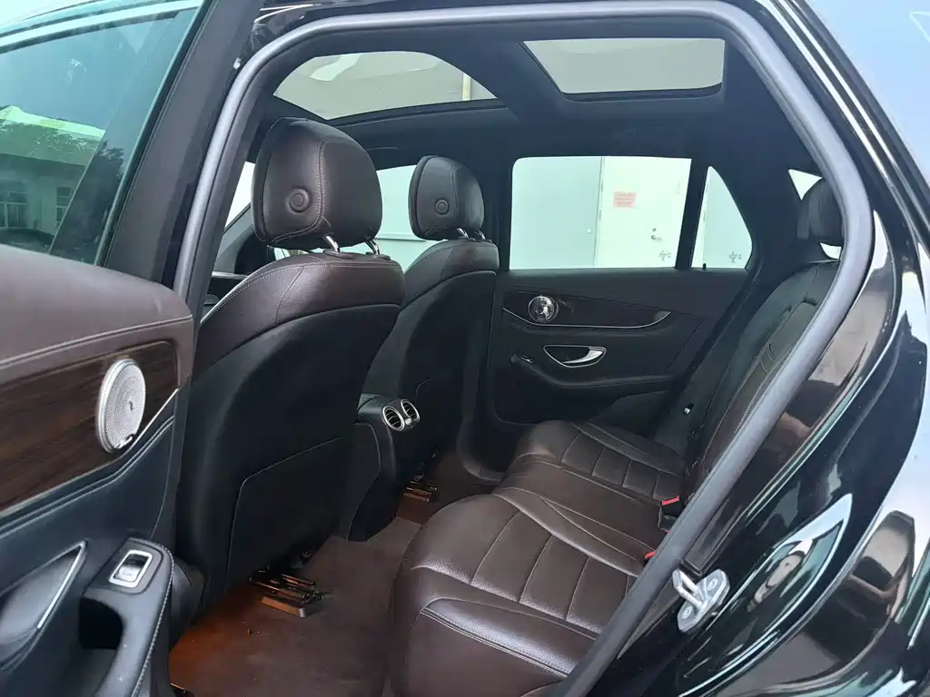 Mercedes-Benz GLC — миниатюра 6
