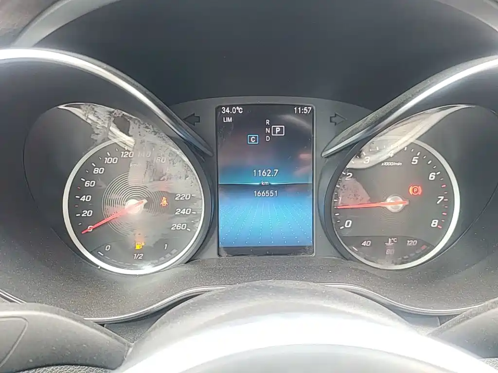 Mercedes-Benz C-Class — миниатюра 12