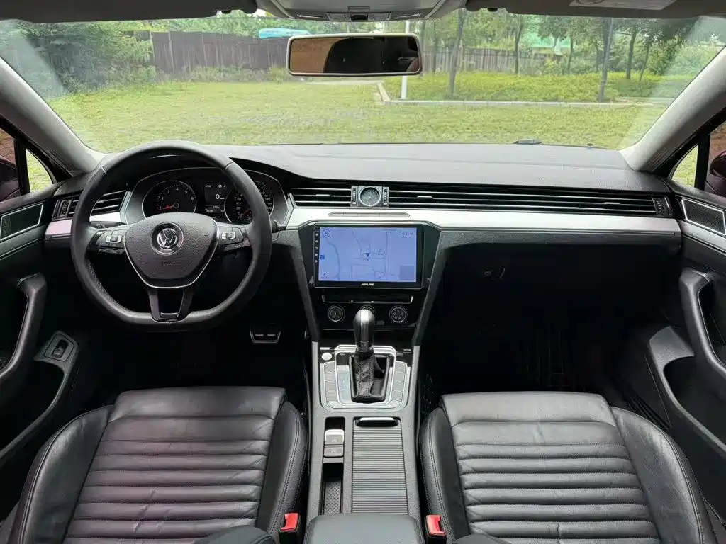 Volkswagen Magotan 2018 330TSI DSG Lead