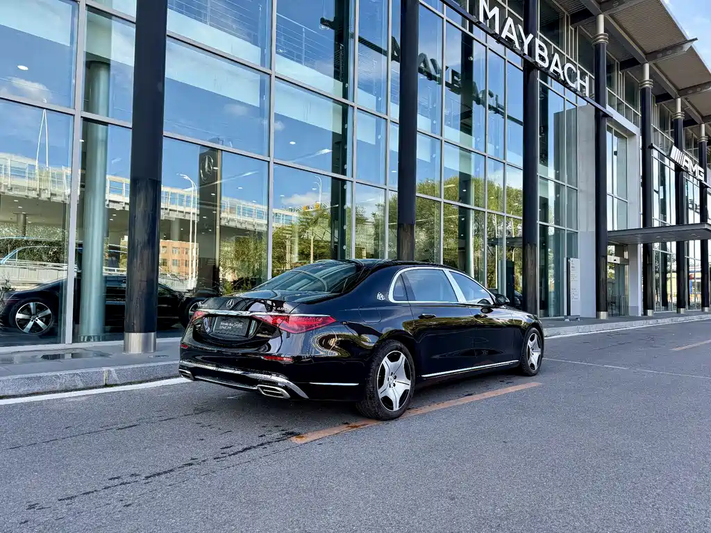 Mercedes-Benz S-Class — миниатюра 3
