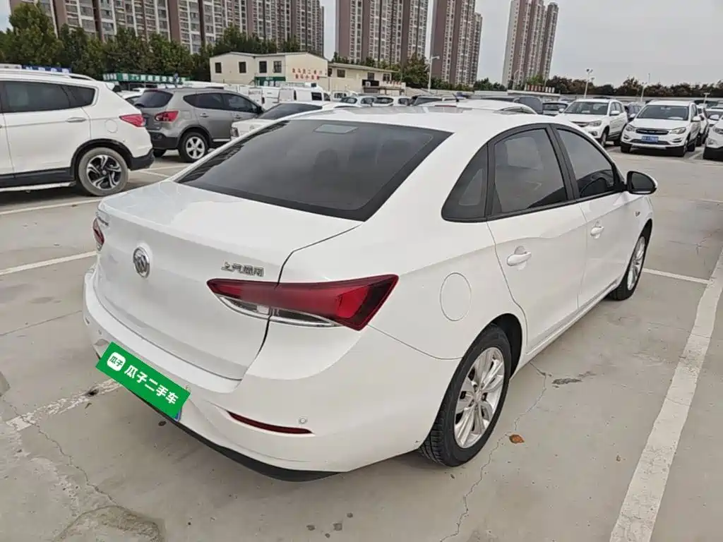 Buick Excelle — миниатюра 7