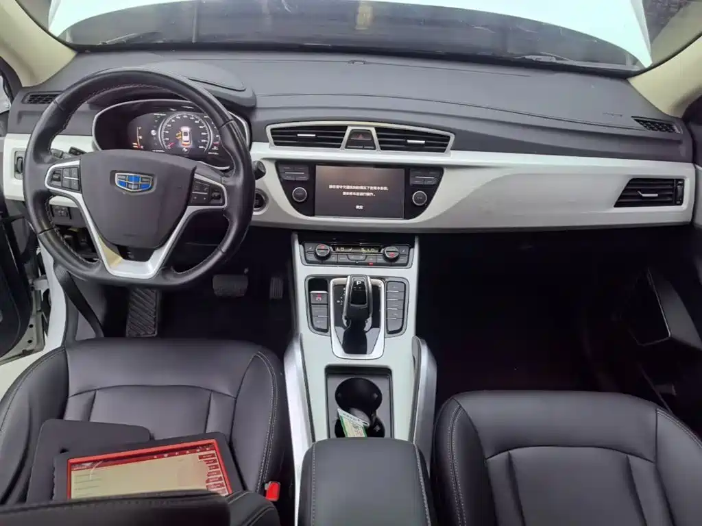 Geely Boyue — миниатюра 10