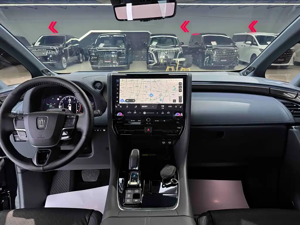 Toyota Vellfire — миниатюра 10