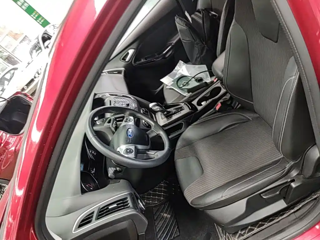 Ford Focus — миниатюра 15