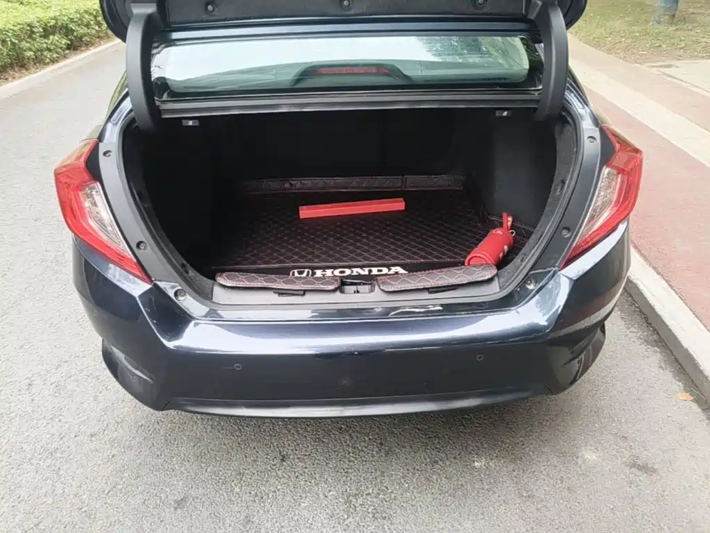 Honda Civic — миниатюра 19