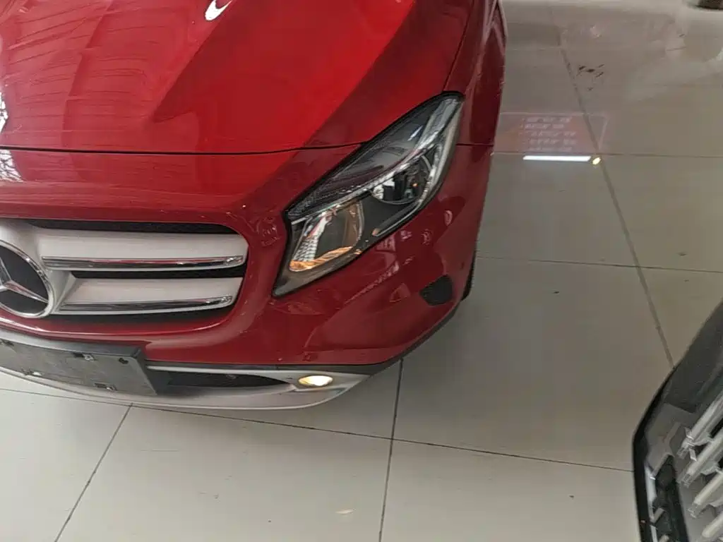 Mercedes-Benz GLA — миниатюра 24