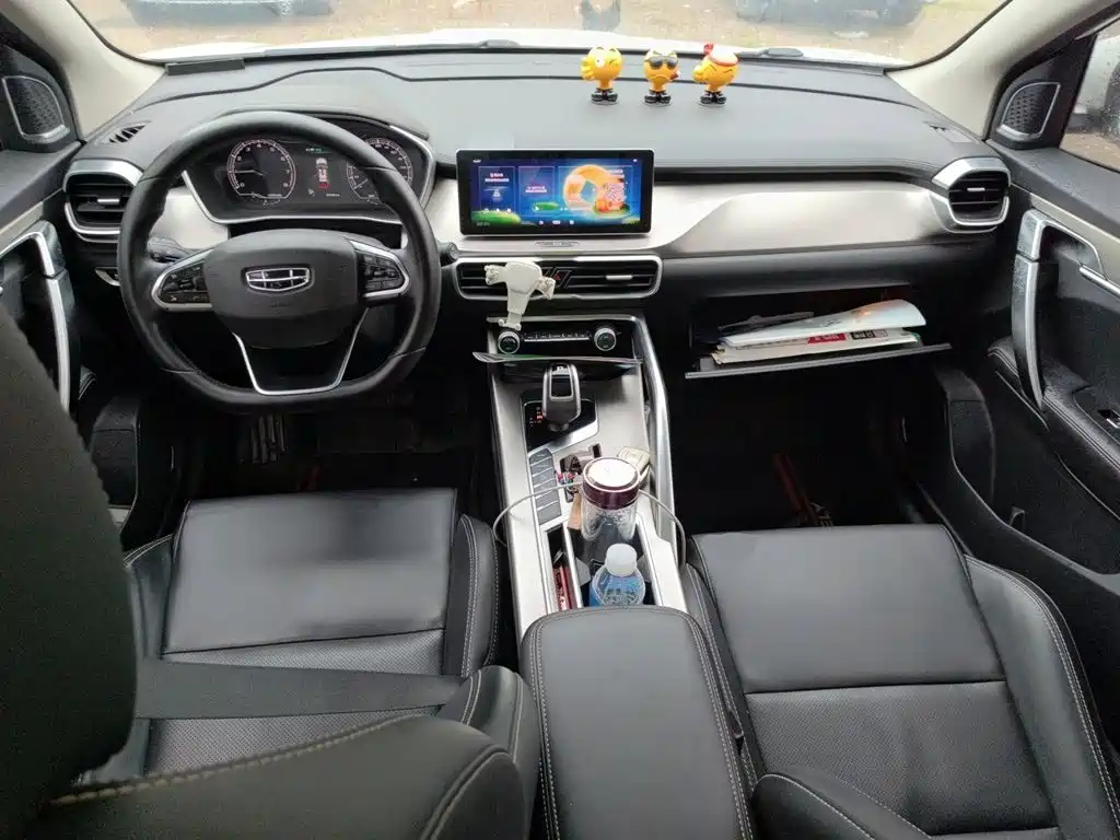 Geely Binyue — миниатюра 6